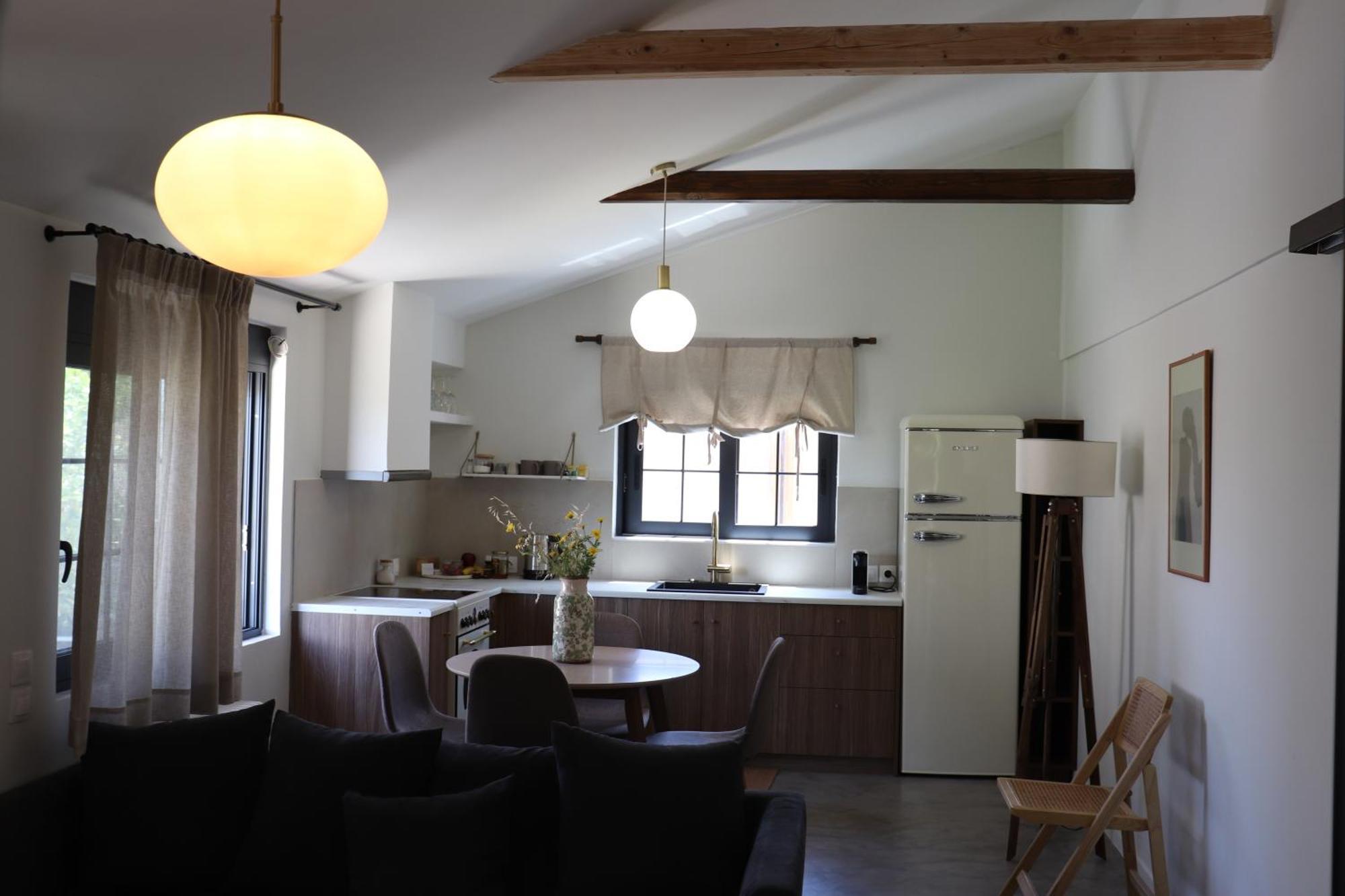 Alfiea Home 65M2 & Alfiea Studio 35M2 อาร์เตมีดา ภายนอก รูปภาพ